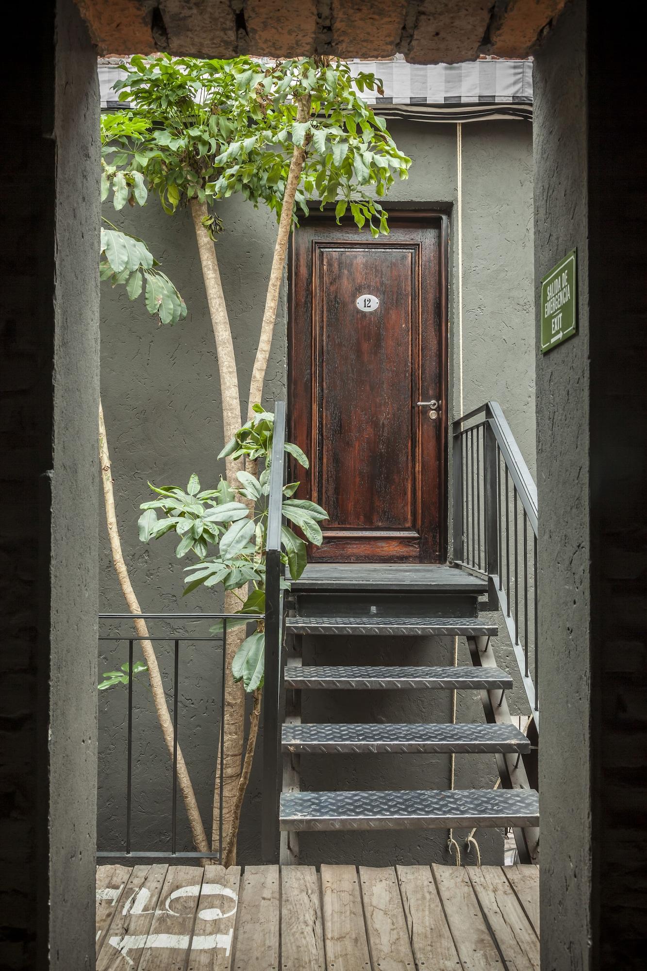 מלון קוריאנטס La Alondra, Casa De Huespedes מראה חיצוני תמונה